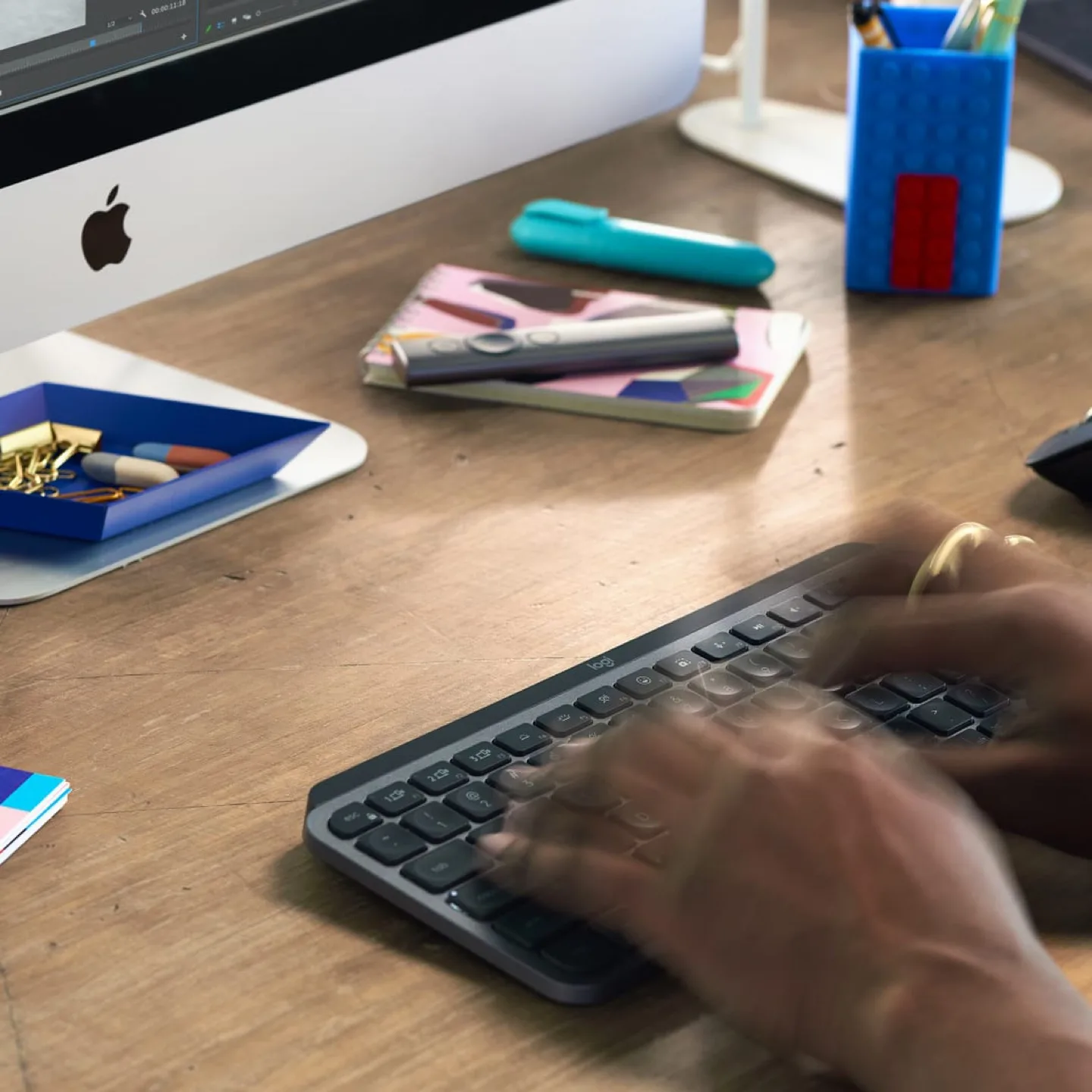 Logitech MX Keys Mini Wireless Keyboard thumbnail