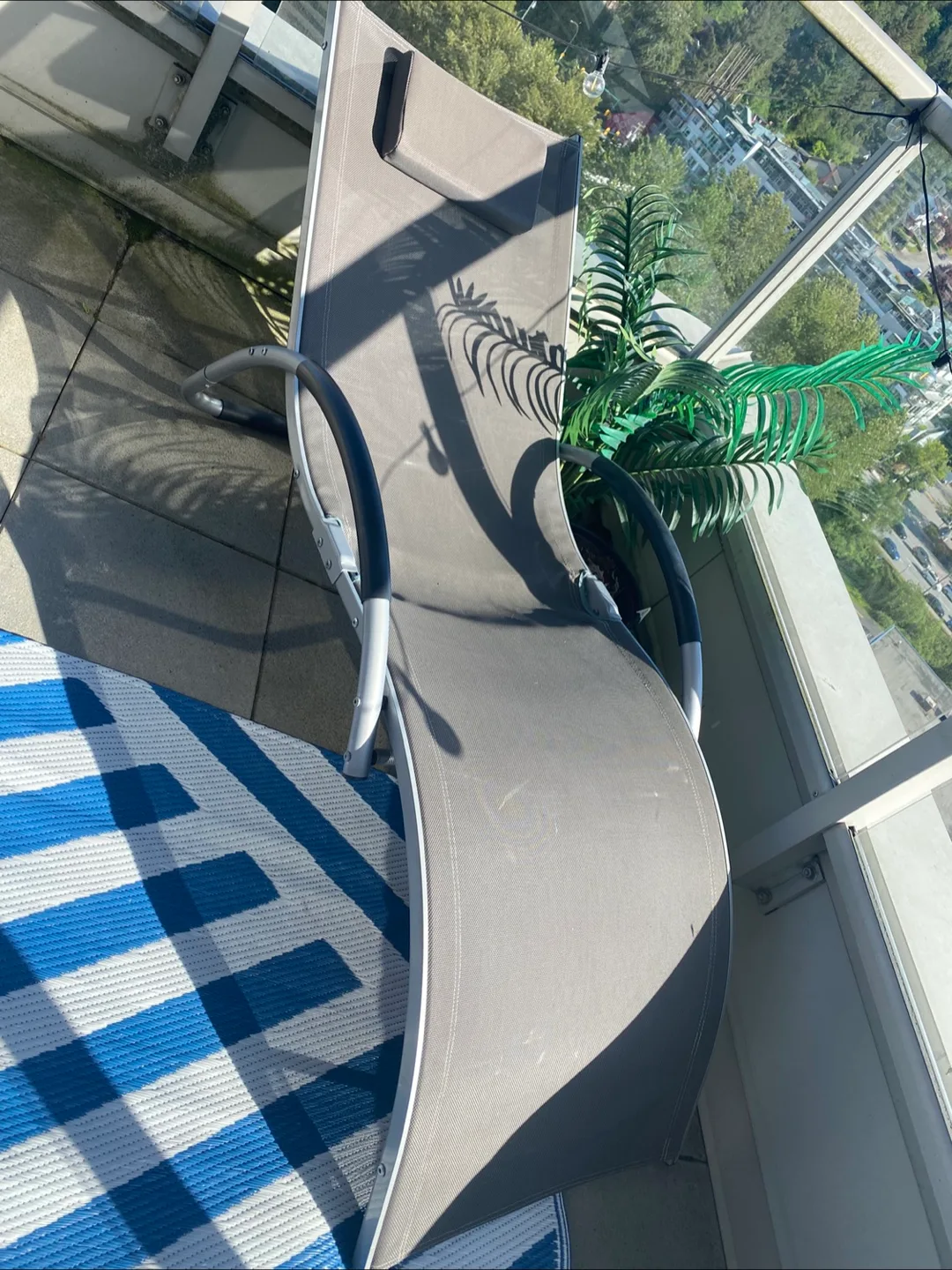 2 Outdoor Patio Chaise Lounges thumbnail