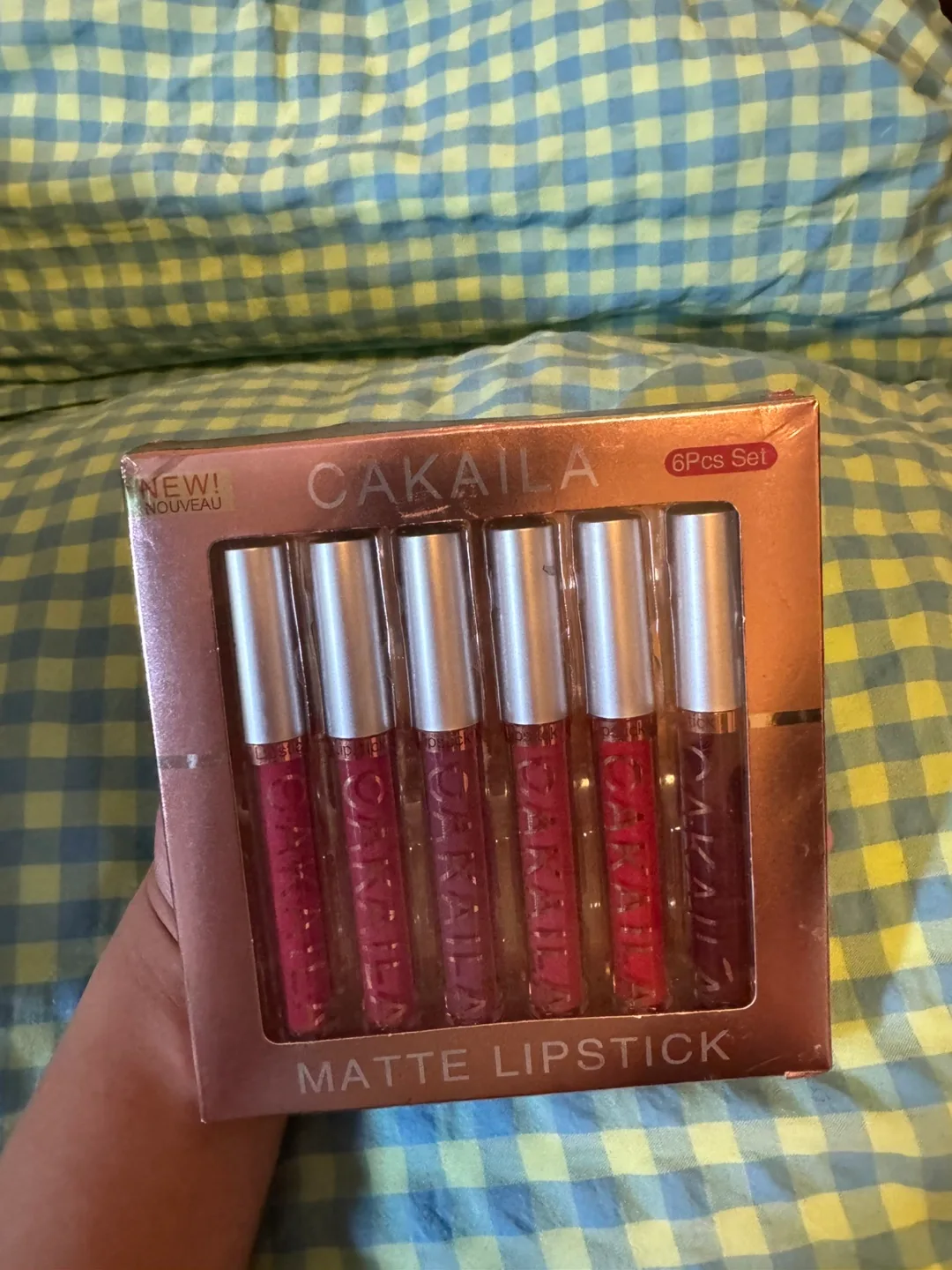 Brand New 6-Piece Cakaila Matte Lipstick Set thumbnail