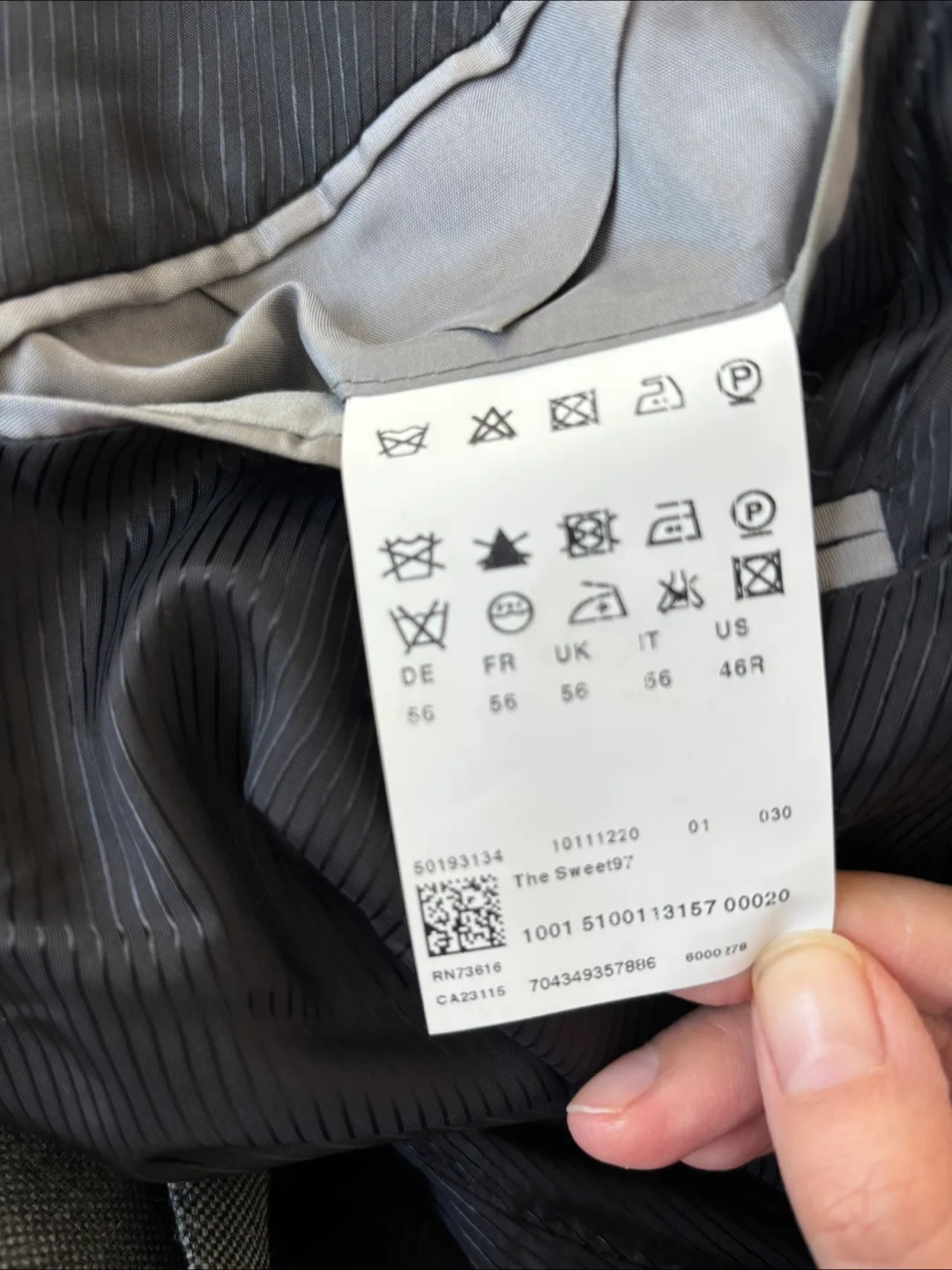 Hugo Boss Men's Gray Blazer Sz 46R image indicator(5)