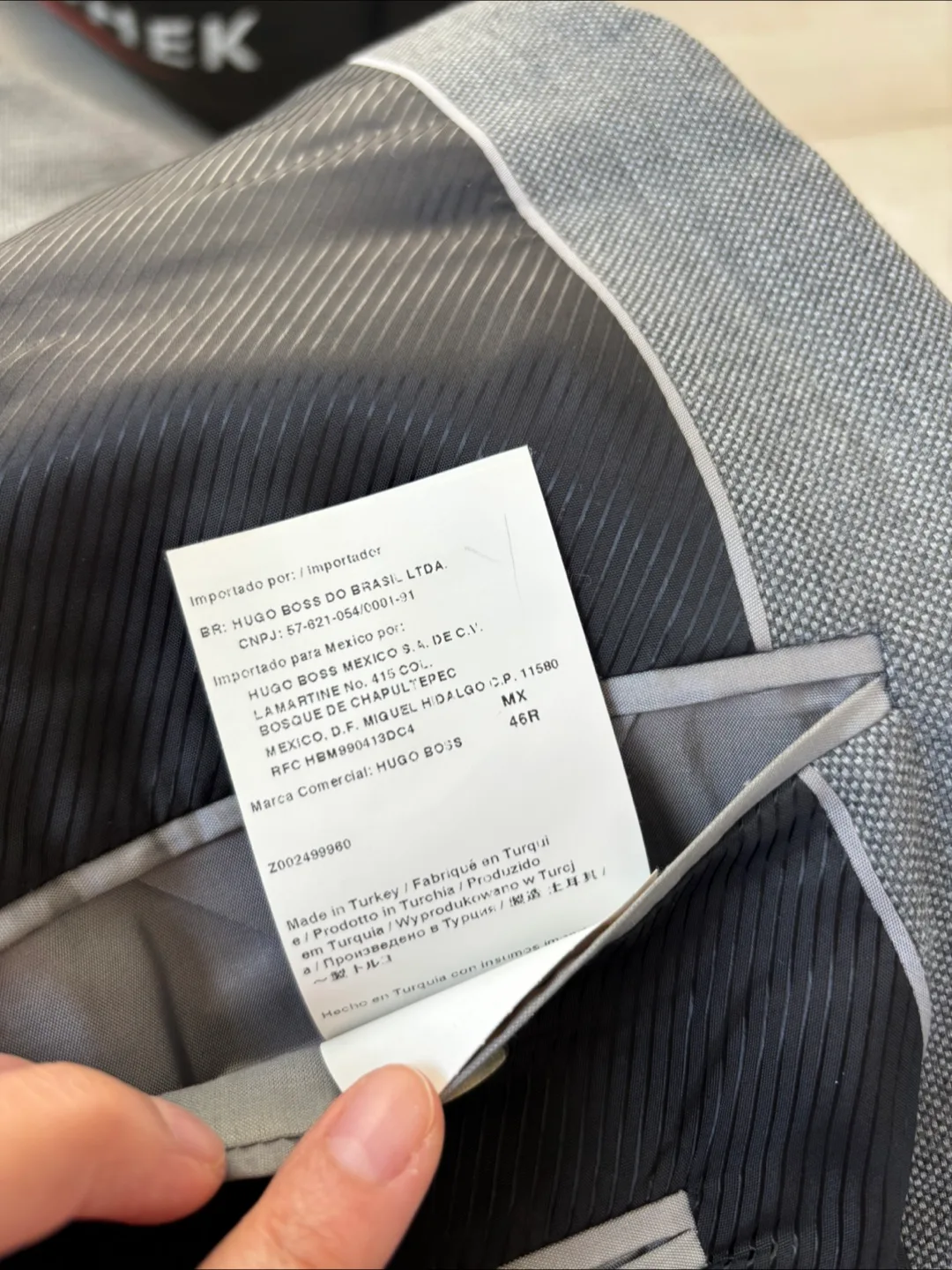 Hugo Boss Men's Gray Blazer Sz 46R image indicator(6)