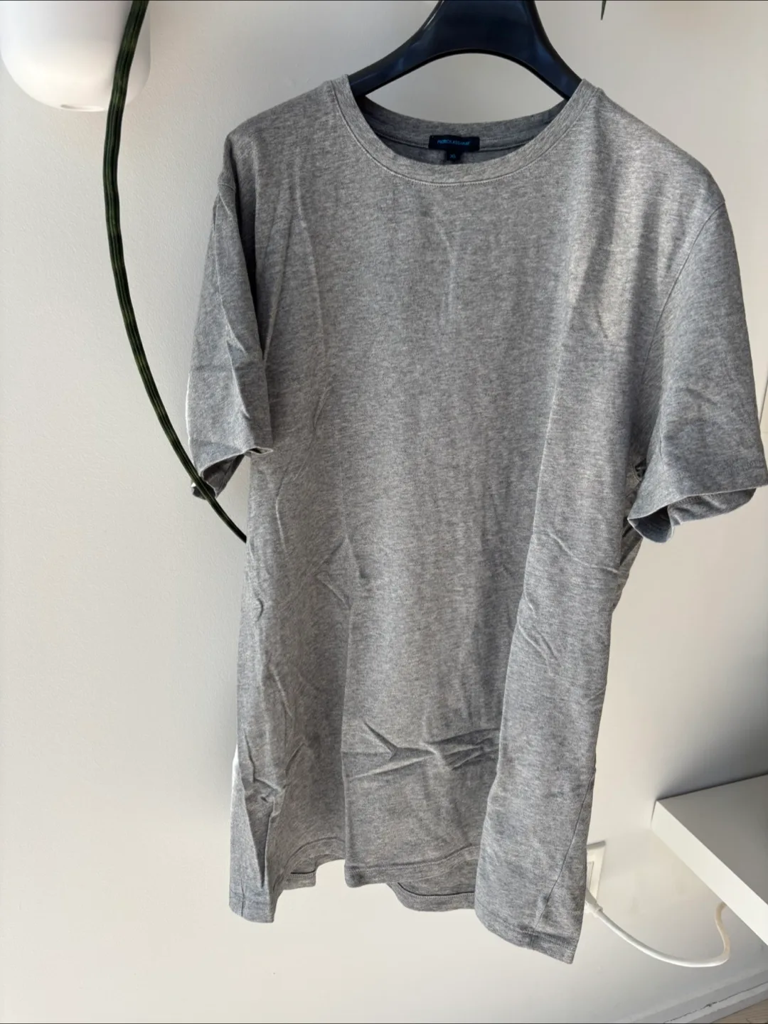 Patrick Assaraf Men's XL Grey T-Shirt image indicator(2)