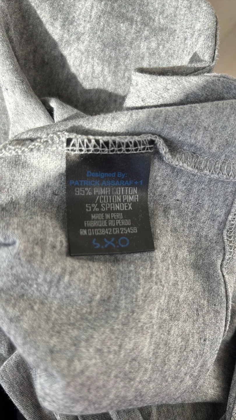 Patrick Assaraf Men's XL Grey T-Shirt image indicator(4)