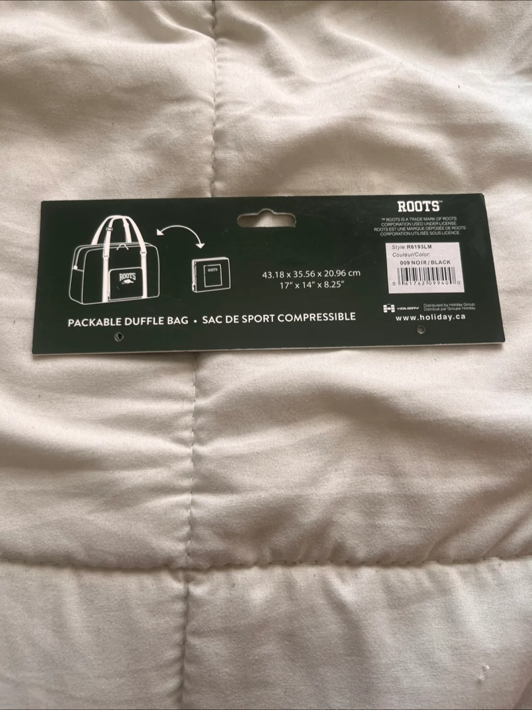 Roots Black and Grey Travel Duffle Bag image indicator(7)