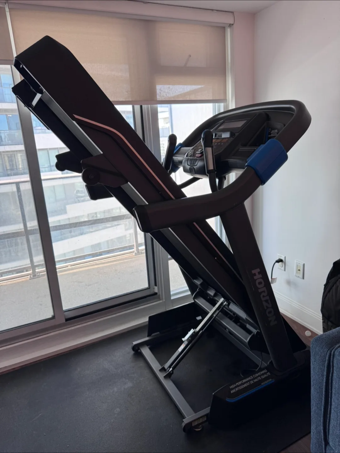 Horizon Fitness 7.0AT Treadmill FREE thumbnail