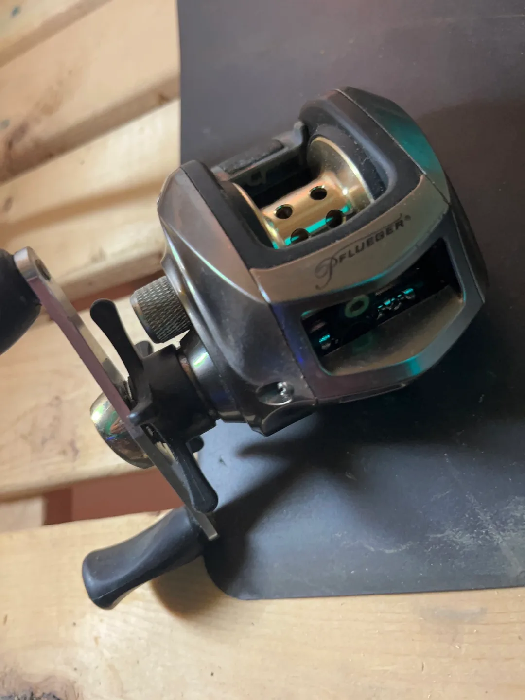 Pflueger President Baitcast Fishing Reel image indicator(3)