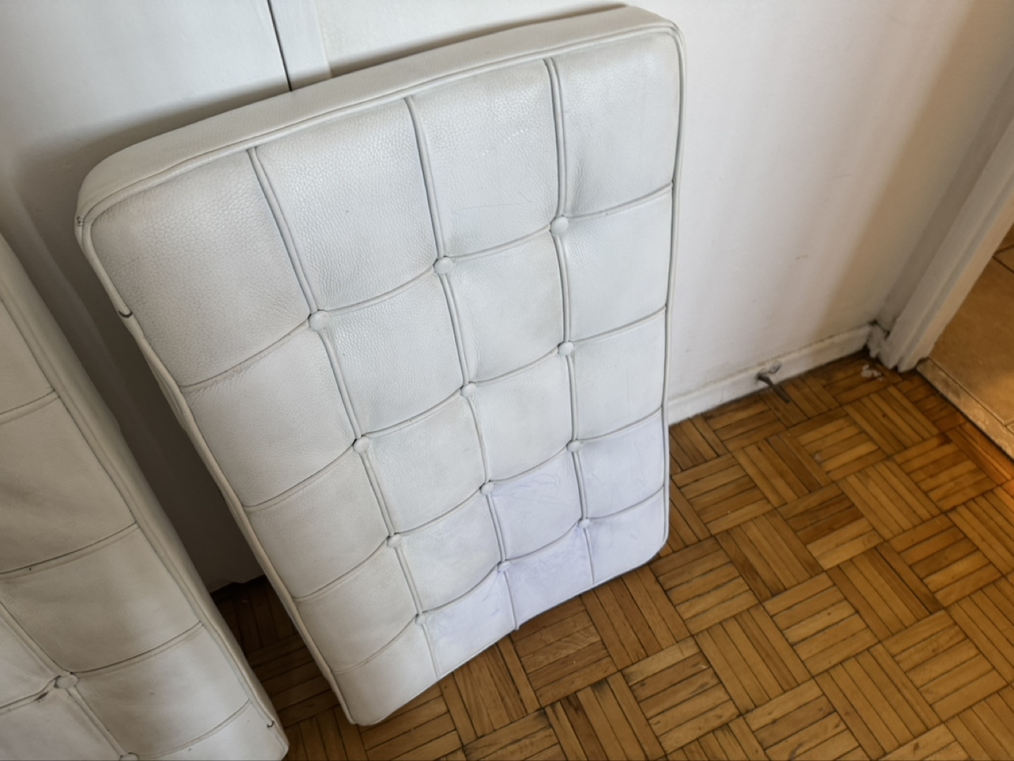 white Barcelona chair, The chair features a stainless steel. - photo 3