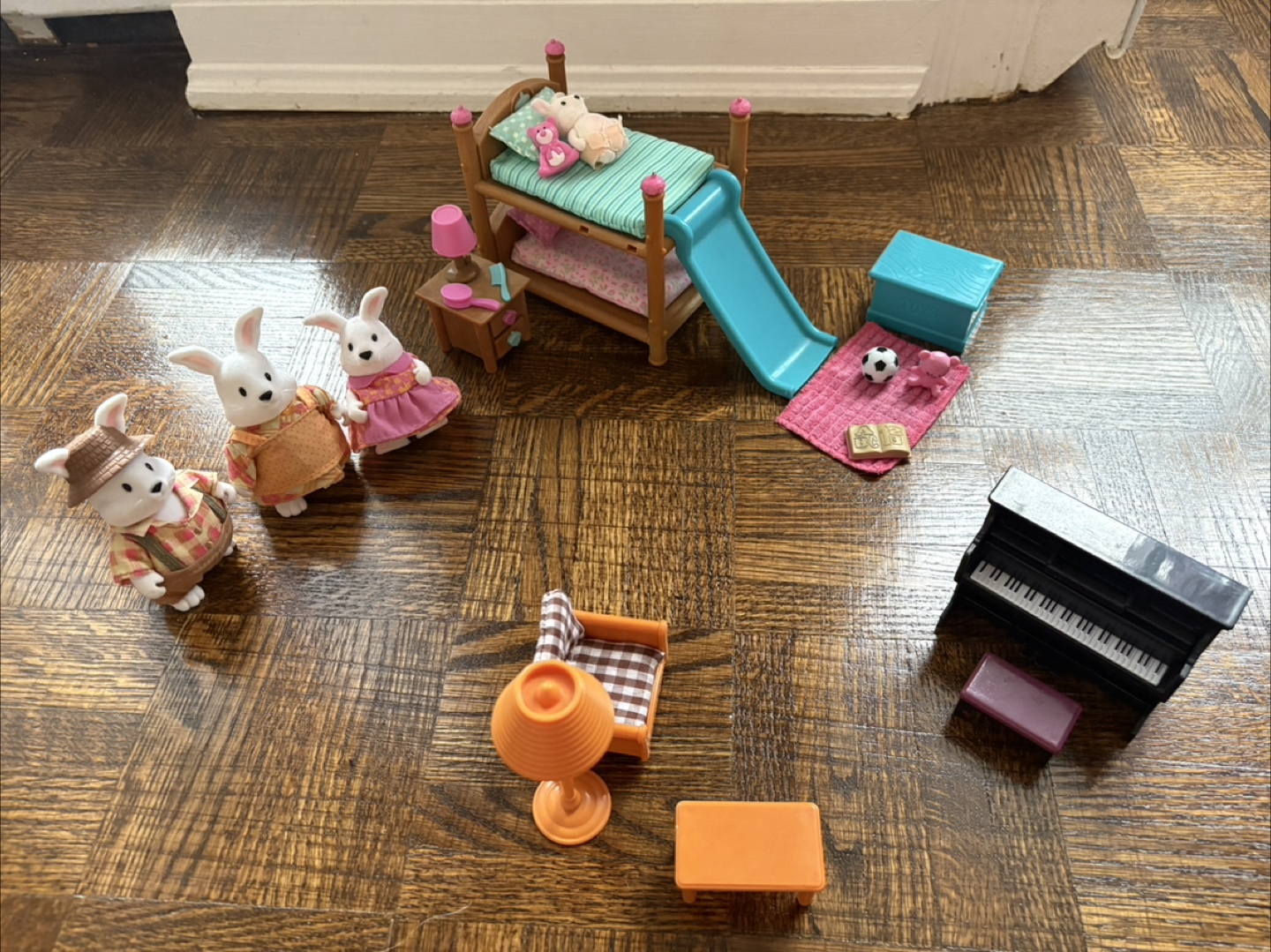 Calico Critters Family Playset and Accessories