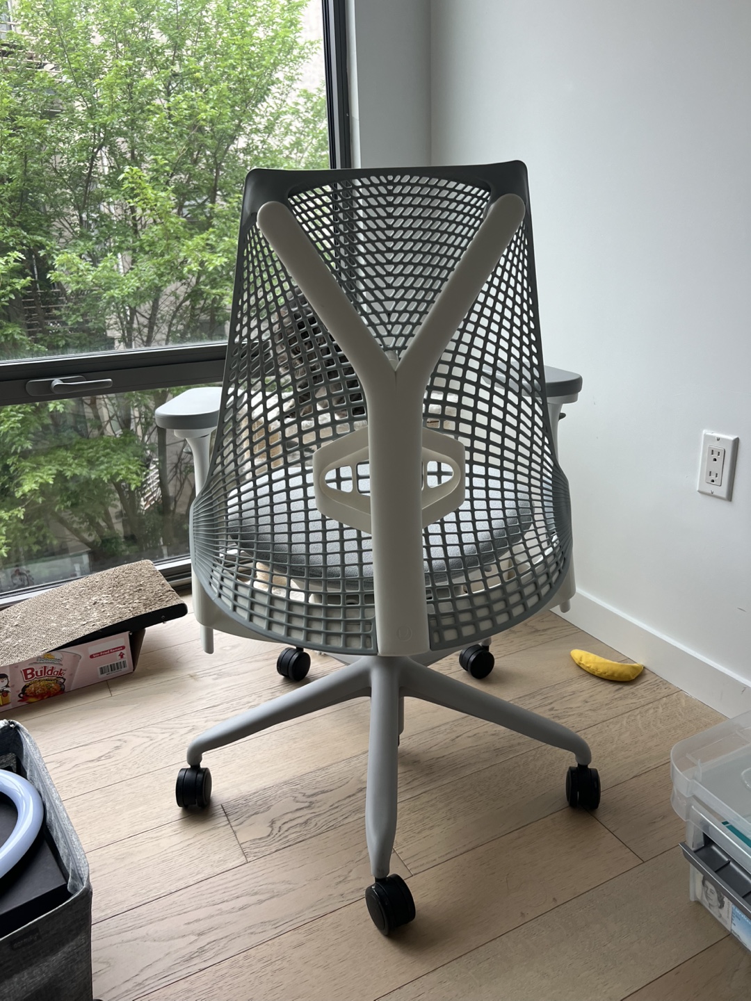 Herman Miller Sayl Chair - photo 2