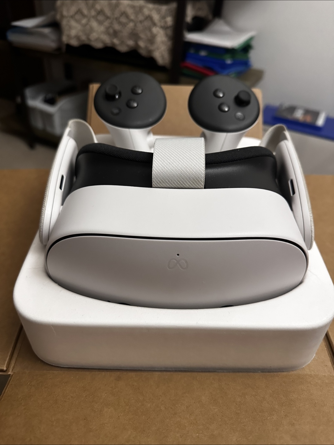 Meta Quest 3 VR Headset - 128GB - photo 2