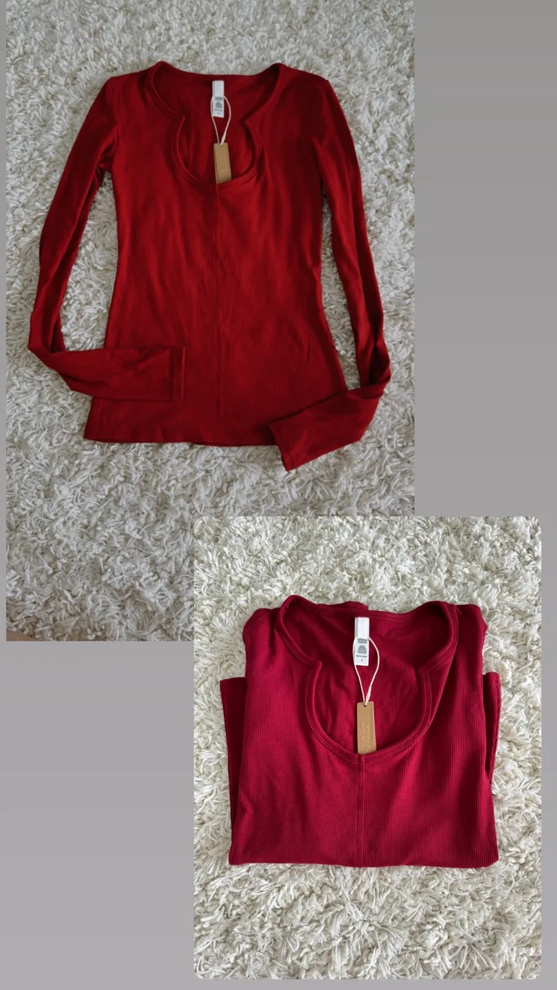 Skims Ribbed Long-Sleeve Top - Size Small - Burgundy image indicator(2)