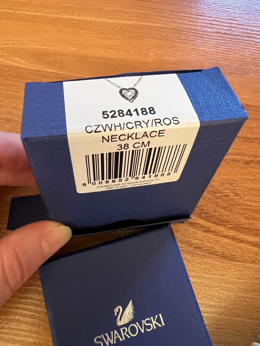 Swarovski Sparkling Dancing Heart Necklace image indicator(9)