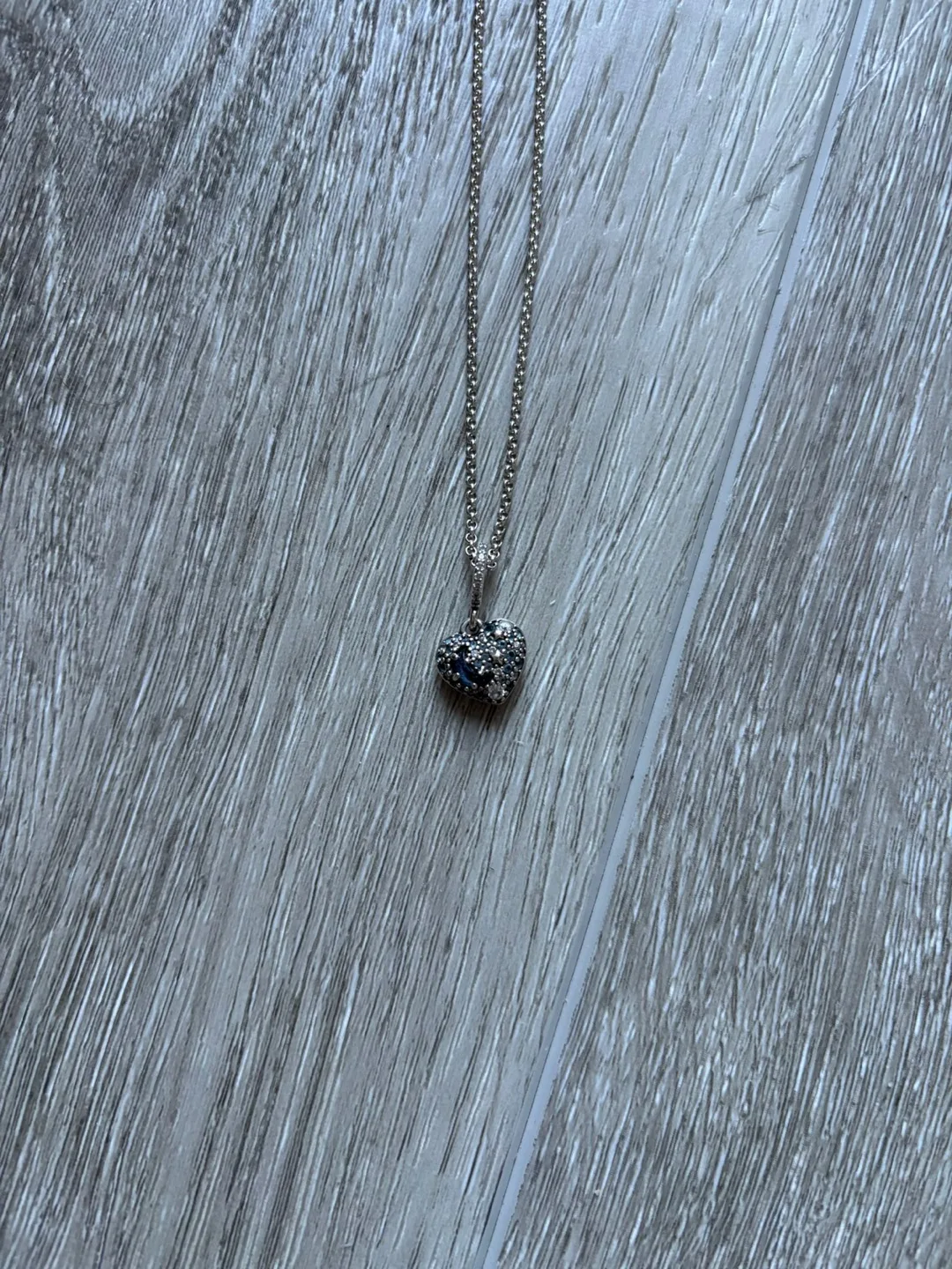 Pandora Stunning Heart Pendant Necklace thumbnail