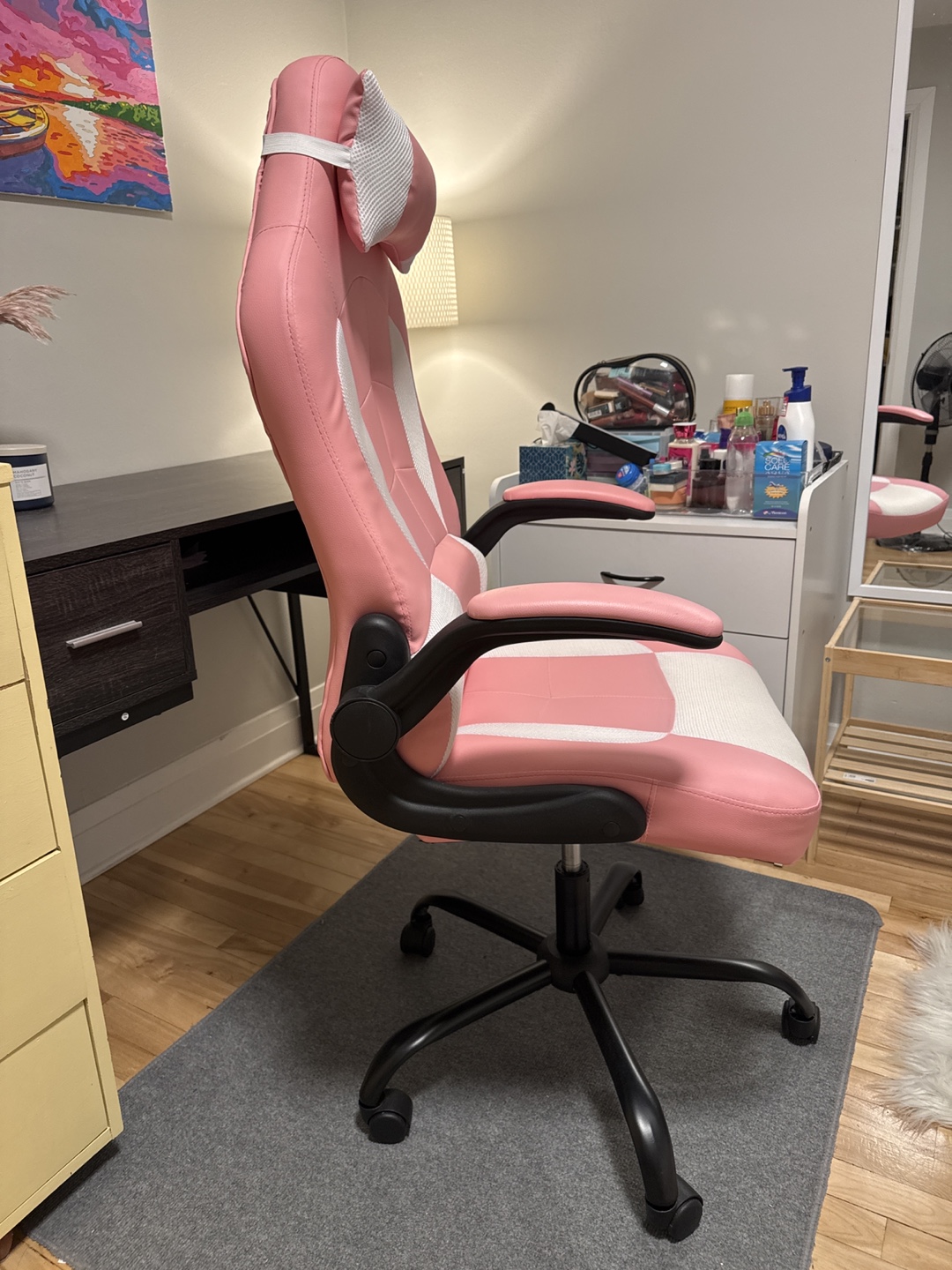 Pink and White Gaming Chair - photo 5