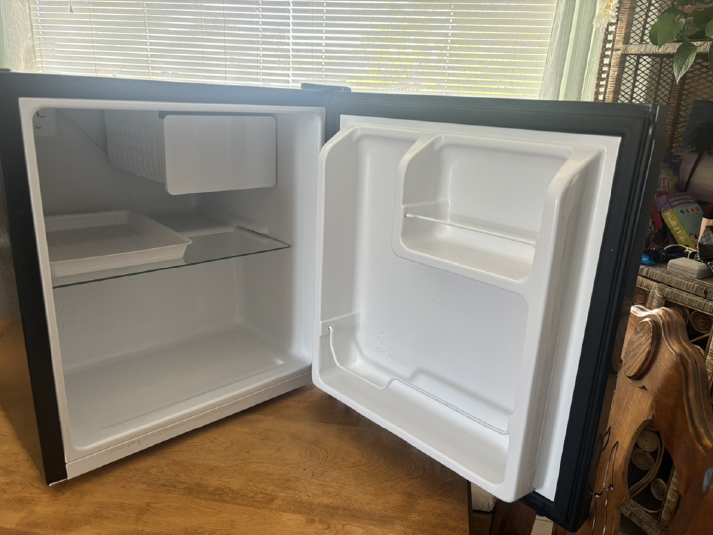 Black Mini Fridge - photo 4