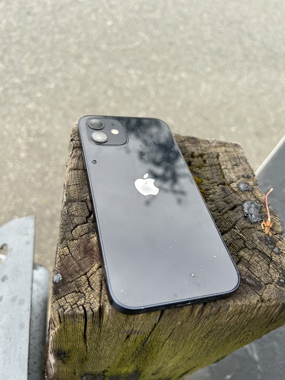 iPhone 12 Midnight - photo 3