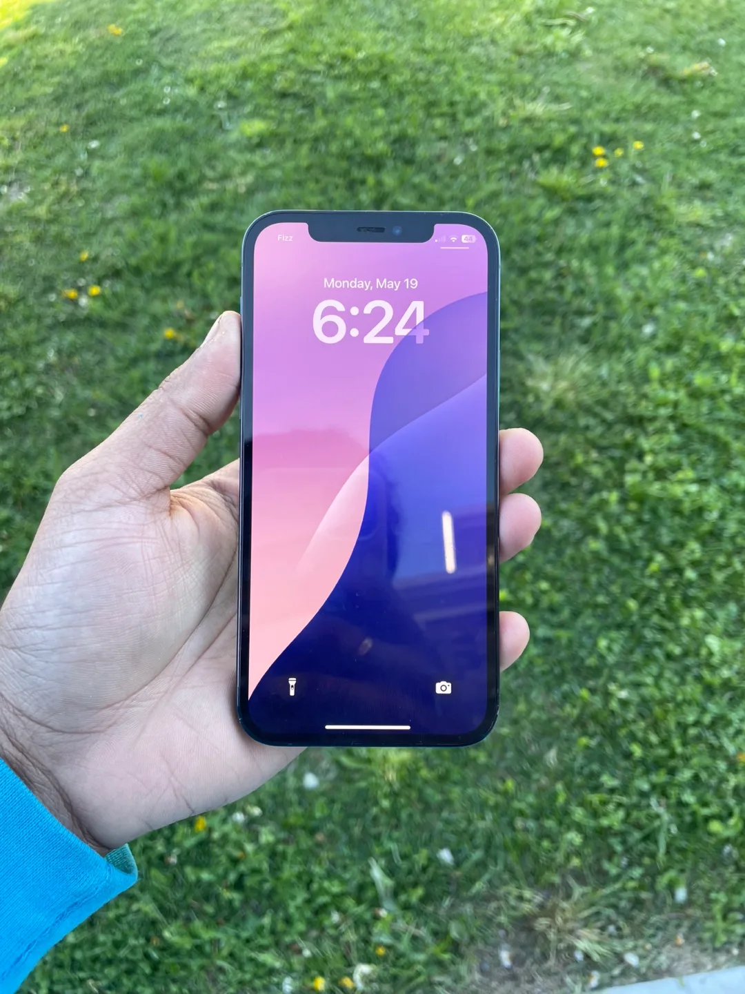 256gb iPhone 12 Pro image indicator(7)