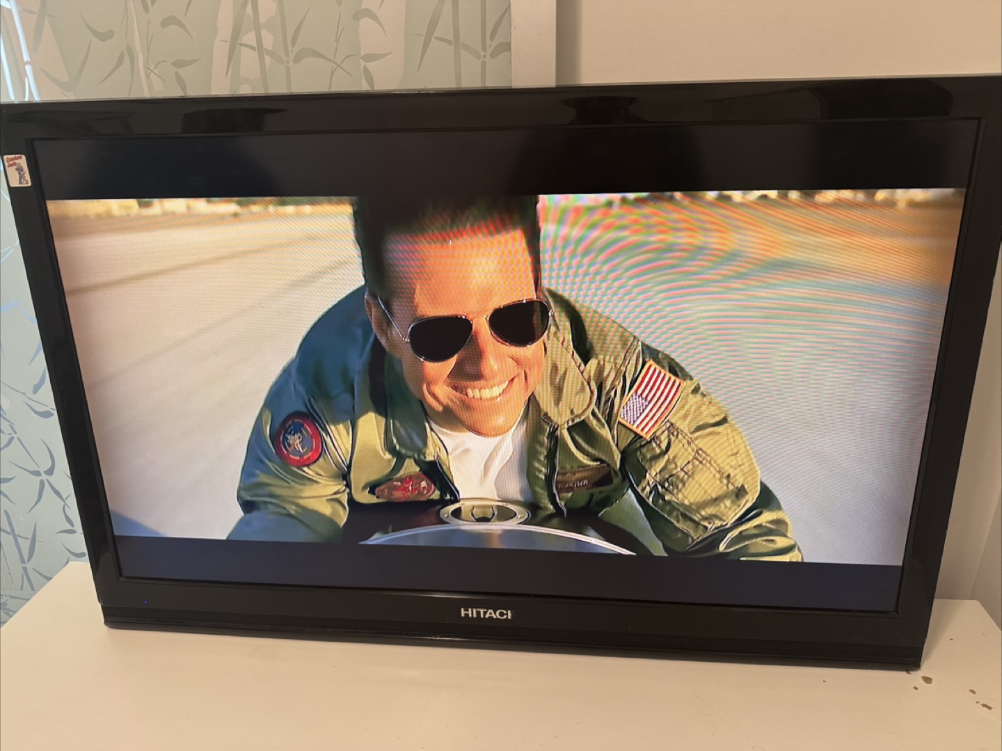 Dynex 46” 1080p LCD TV - photo 2