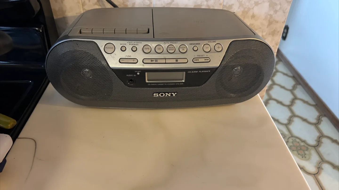 Sony CFD-505 CD Radio Cassette Player thumbnail