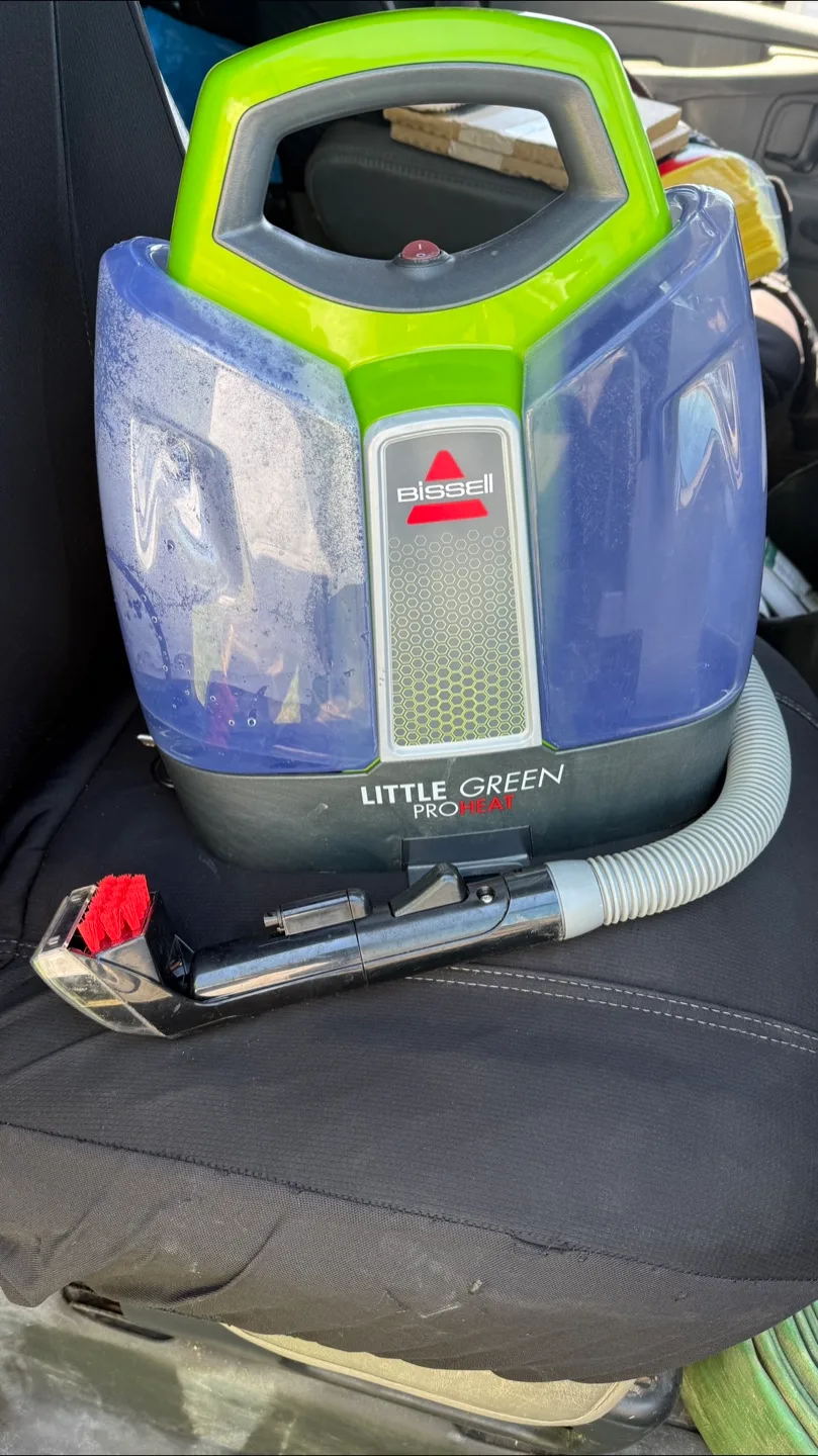 Bissell Little Green ProHeat Portable Carpet Cleaner image indicator(3)