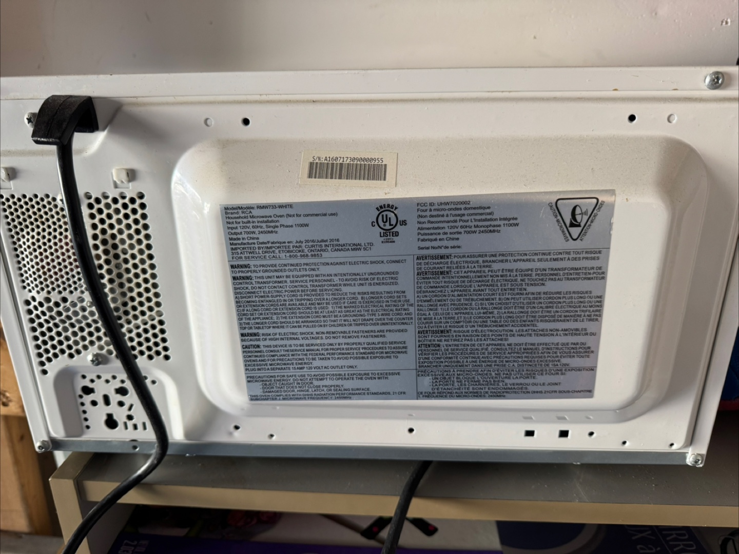 RCA Microwave - Gently Used