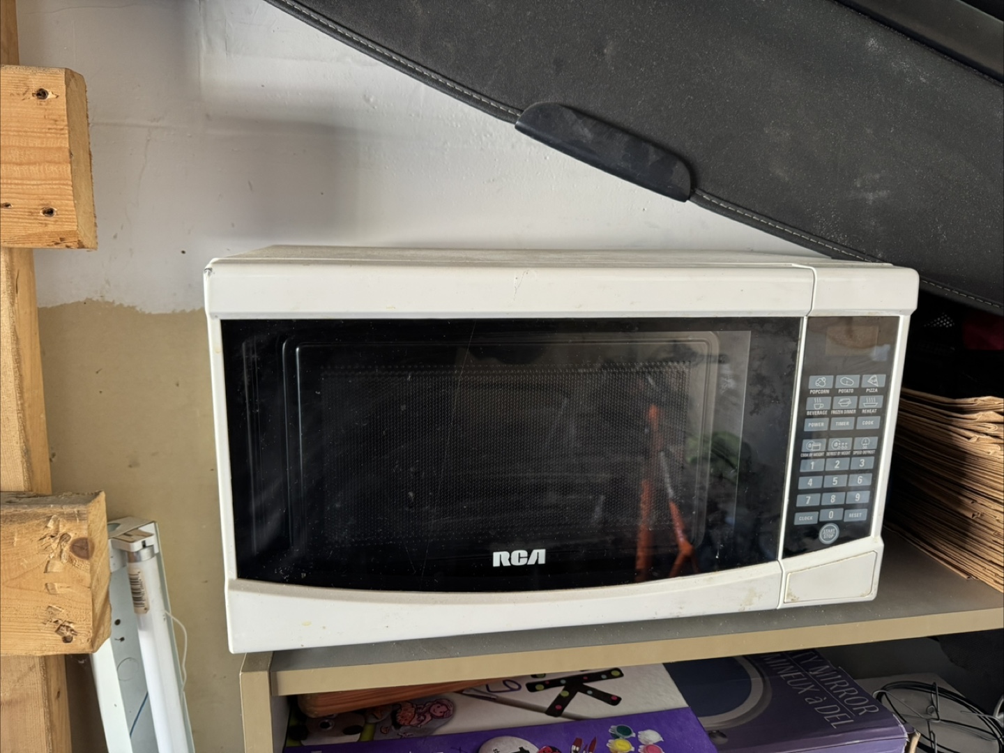 RCA Microwave - Gently Used - photo 3