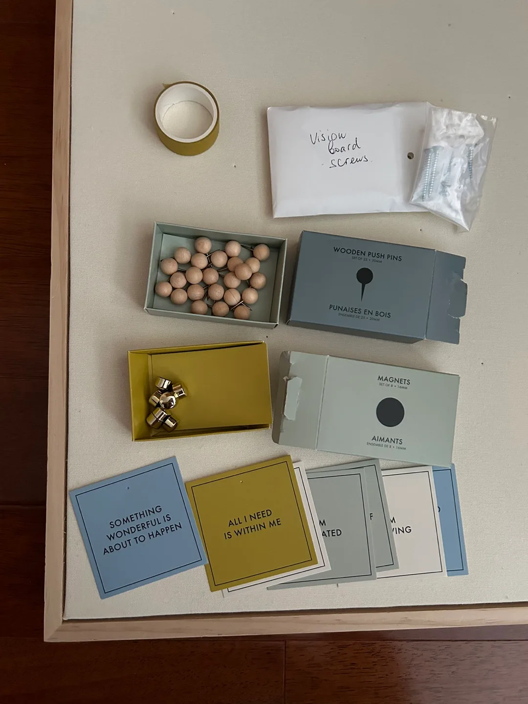 Vision Board Kit with Wooden Frame & Accessories image indicator(5)