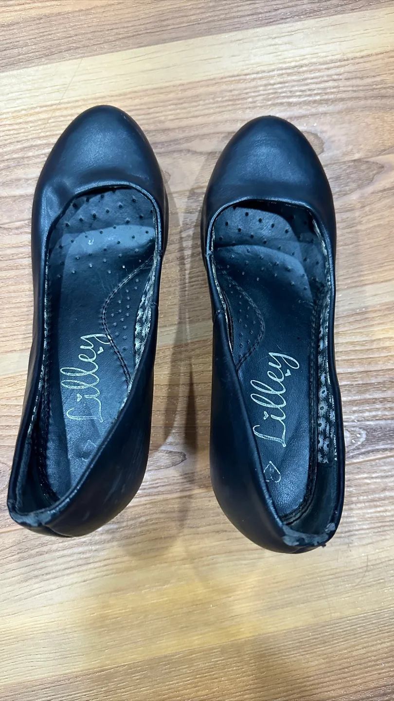 Women's Black Heels and Ankle Boots Bundle image indicator(5)