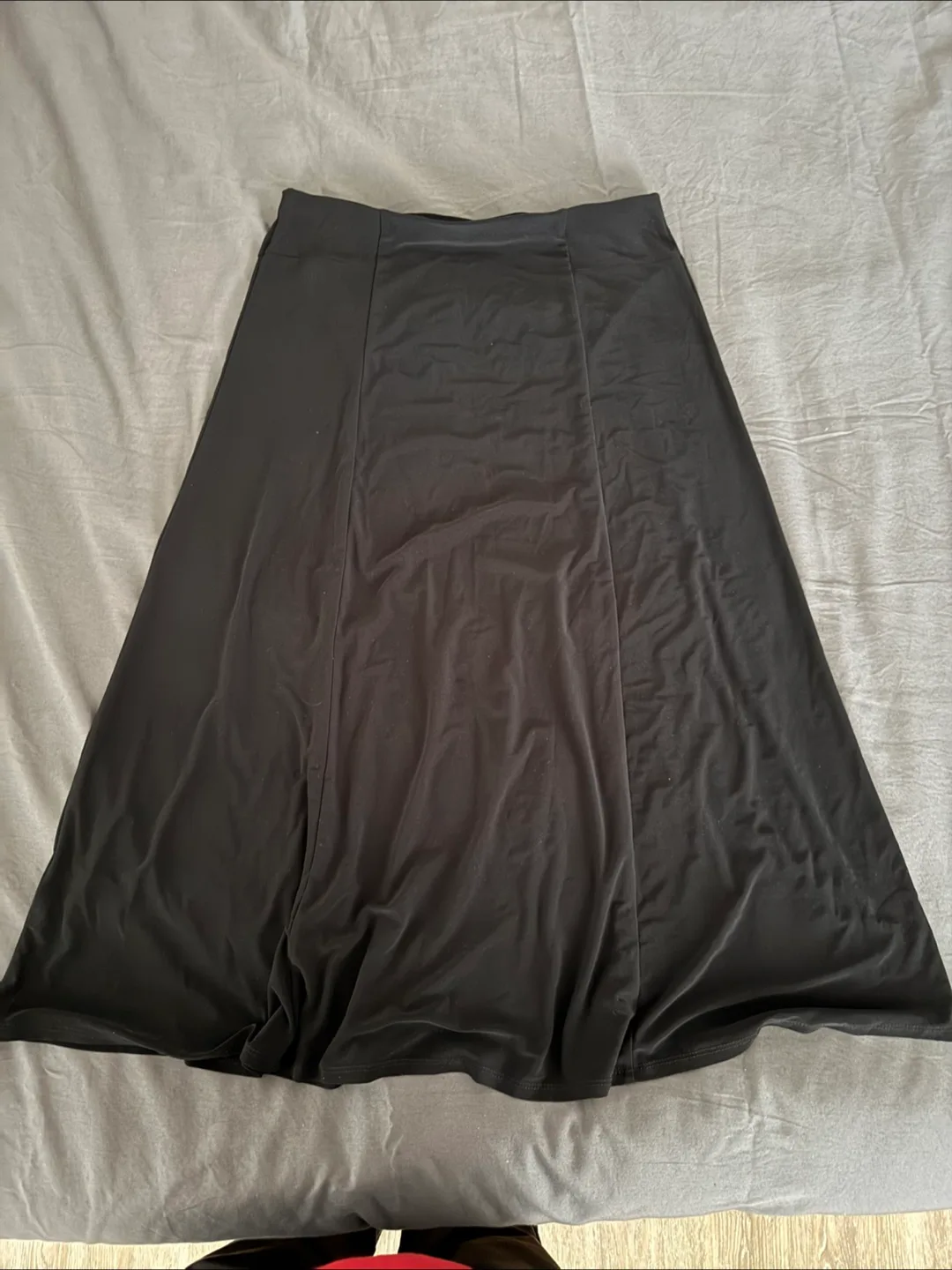 Laura Women's Black Midi Skirt - Size M thumbnail