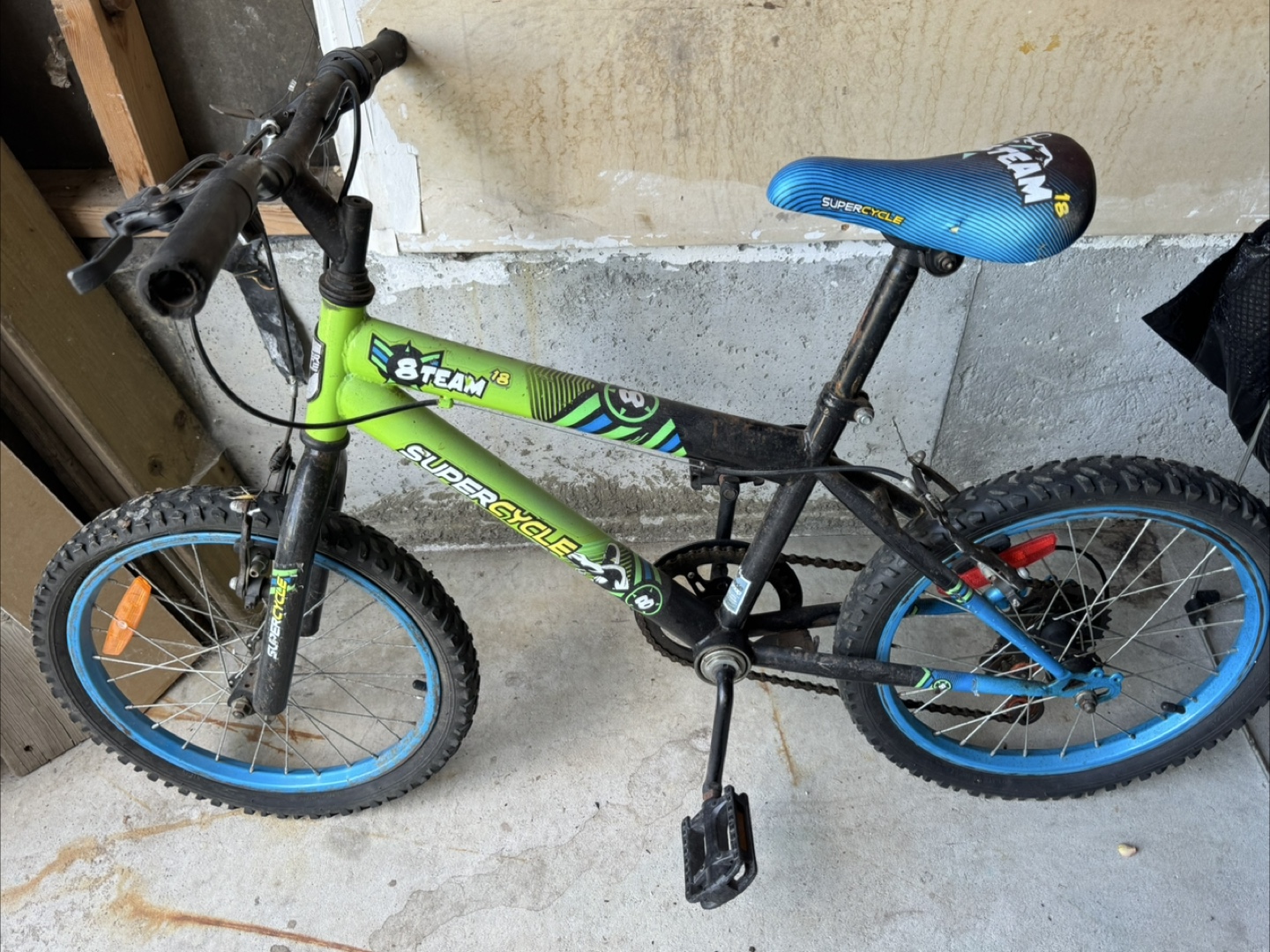 Supercycle 8Team Kids Bike