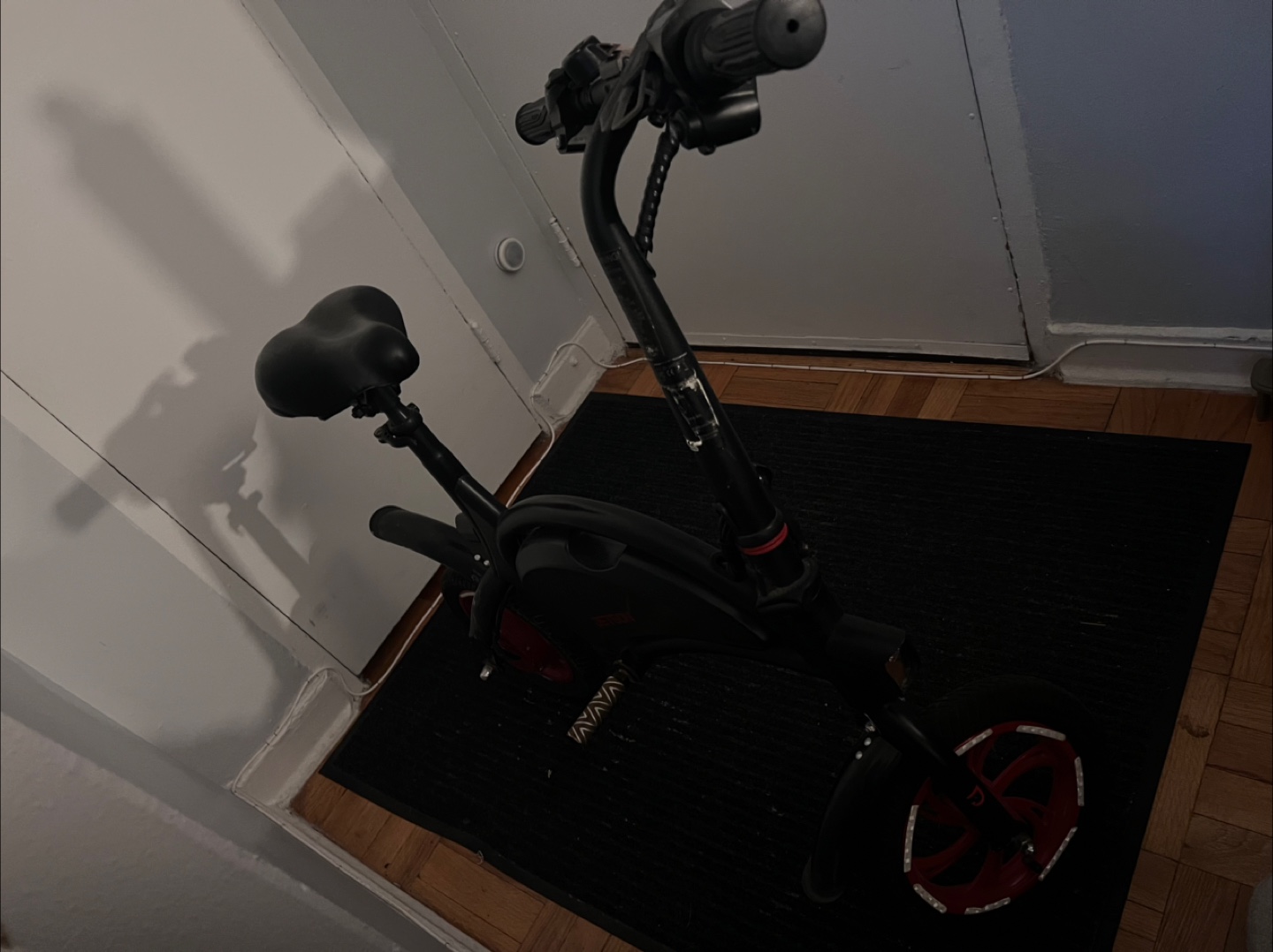 Jetson Folding Electric Bike - photo 3
