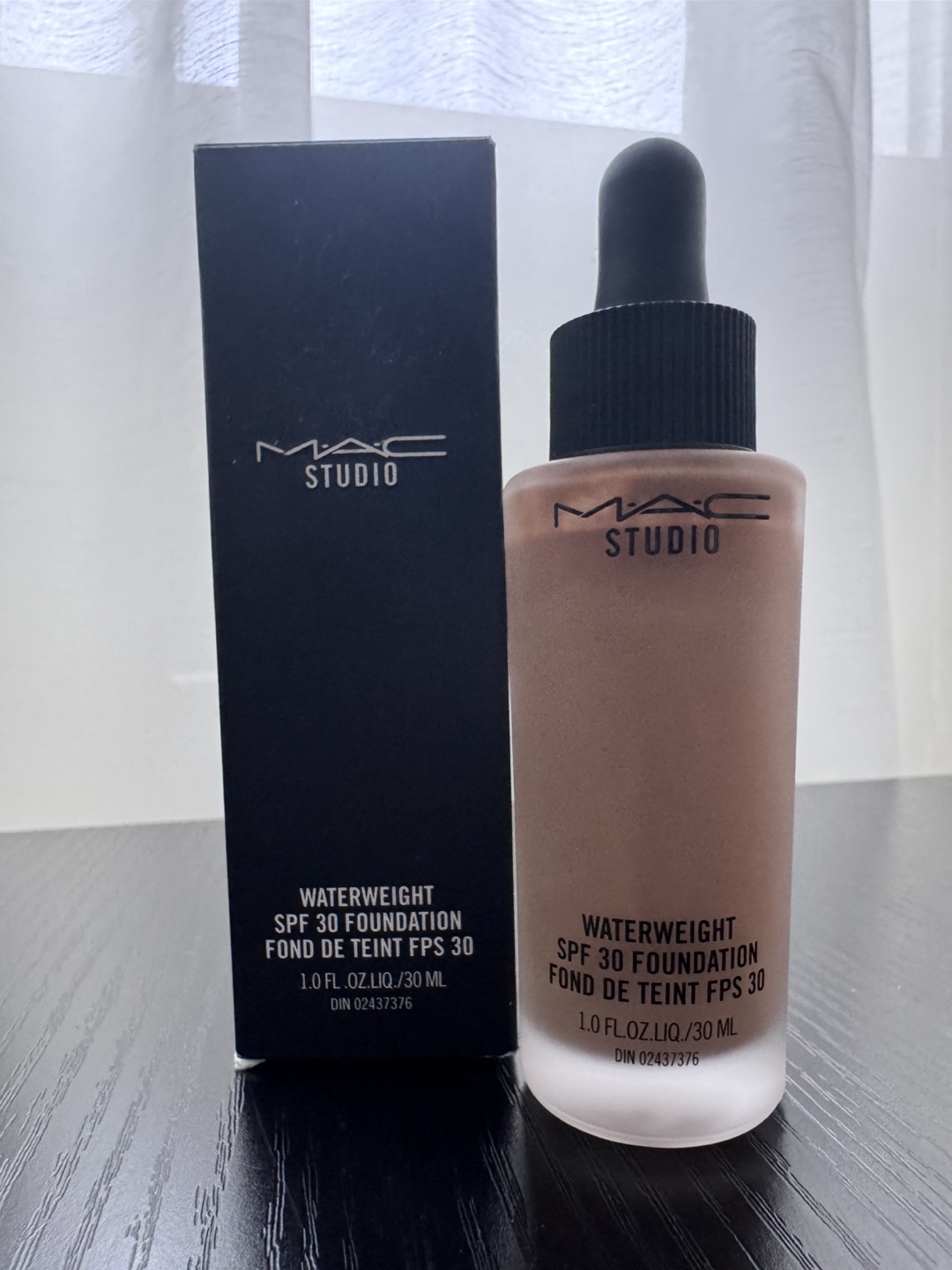 MAC Studio Waterweight SPF 30 Foundation NC45