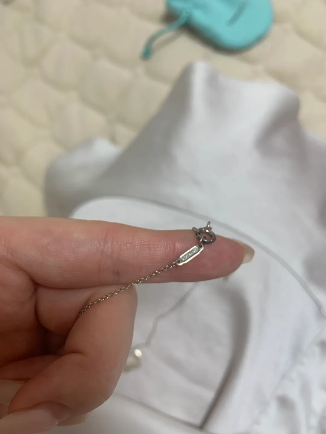 Tiffany & Co. Double Heart Pendant Necklace image indicator(2)