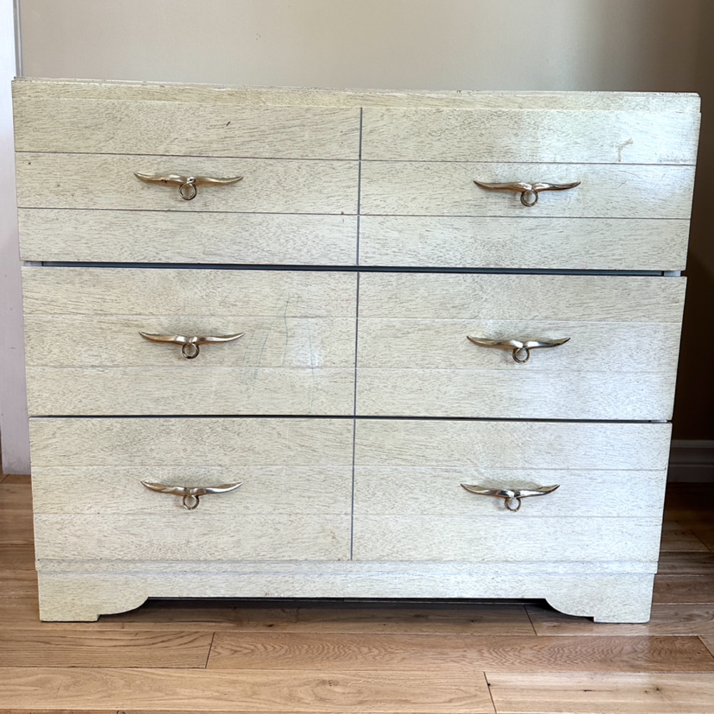 Classic GELCO Furniture Light Colored Dresser (CAN DELIVER)
