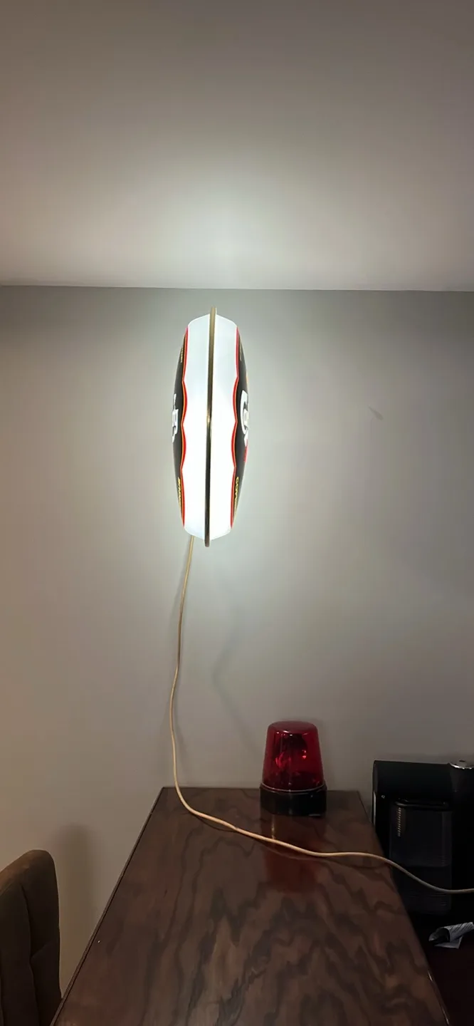 Vintage Carlsberg Red Illuminated Bar Sign image indicator(3)