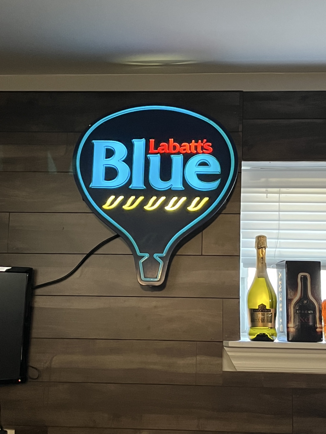 Labatt's Blue Neon Sign