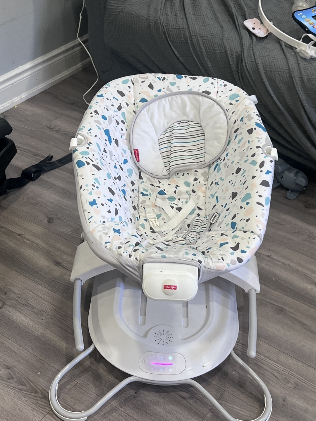 Fisher-Price Soothing Swing - photo 3