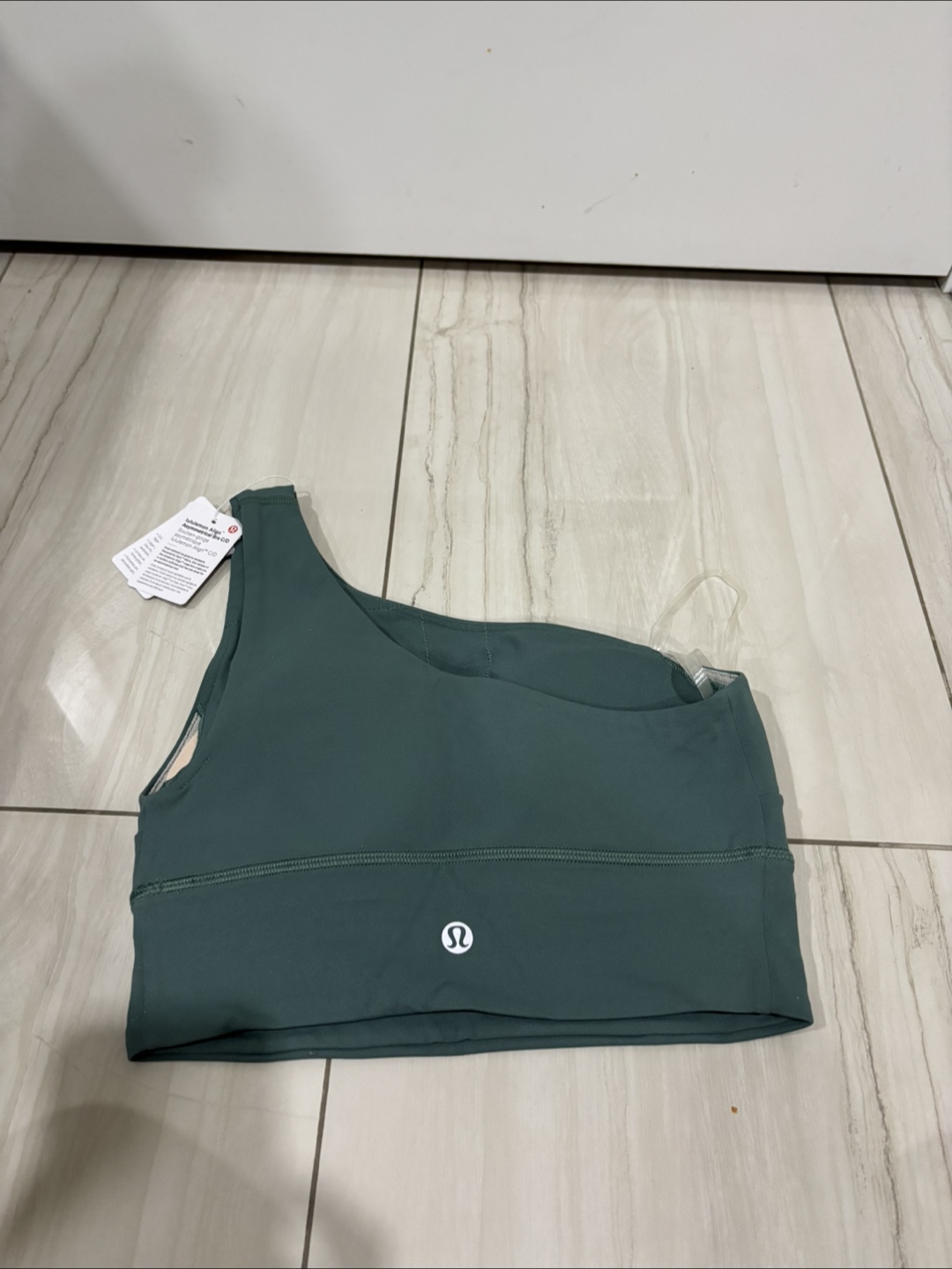 Lululemon Asymmetrical Align Bra C/D - photo 2