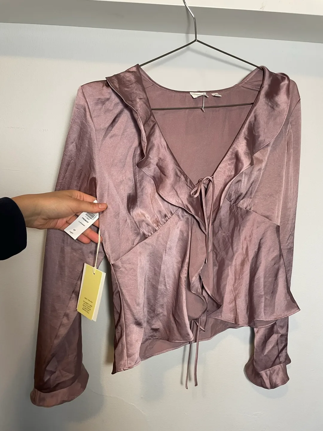 Aritzia Satin Blouse - Size Small NEW thumbnail