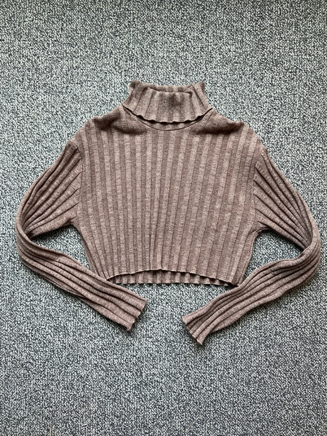 Turtleneck Knit Tops thumbnail