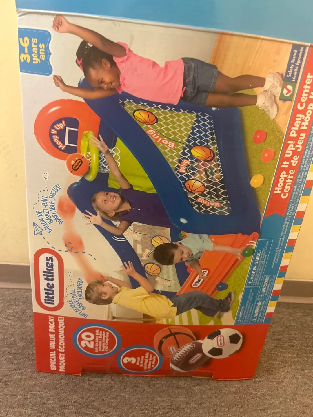 Little Tikes Ball Pool and basketball thumbnail