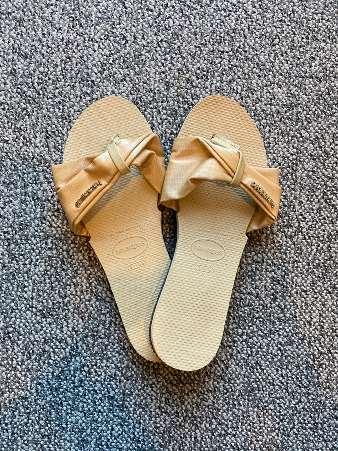 Havaianas Knotted Thong Sandals thumbnail