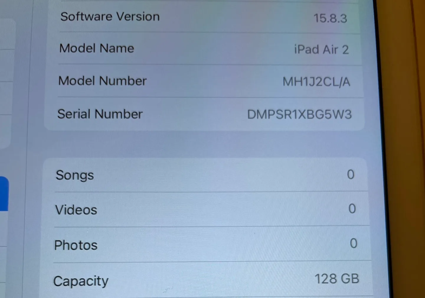 iPad Air 2 – 128 GB, Wi‑Fi, Gold – In Perfect Condition image indicator(5)