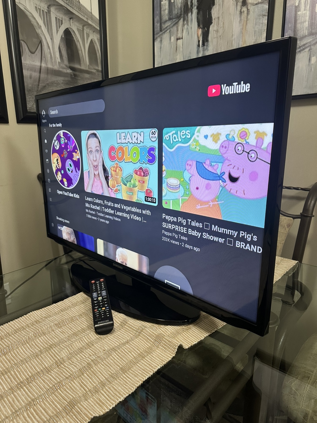 40-inch Samsung Smart TV operates flawlessly.