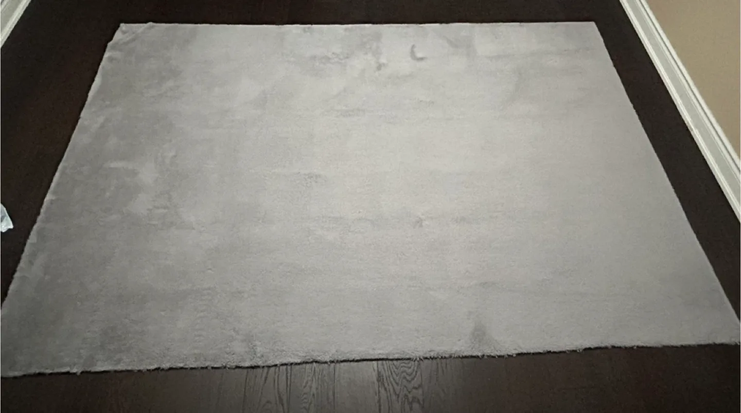 Large Grey Shag Rug *MOVING SALE* thumbnail