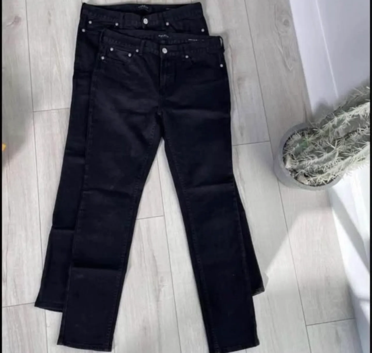 Pair of PacSun Black Skinny Jeans Size 32 x 32 image indicator(3)