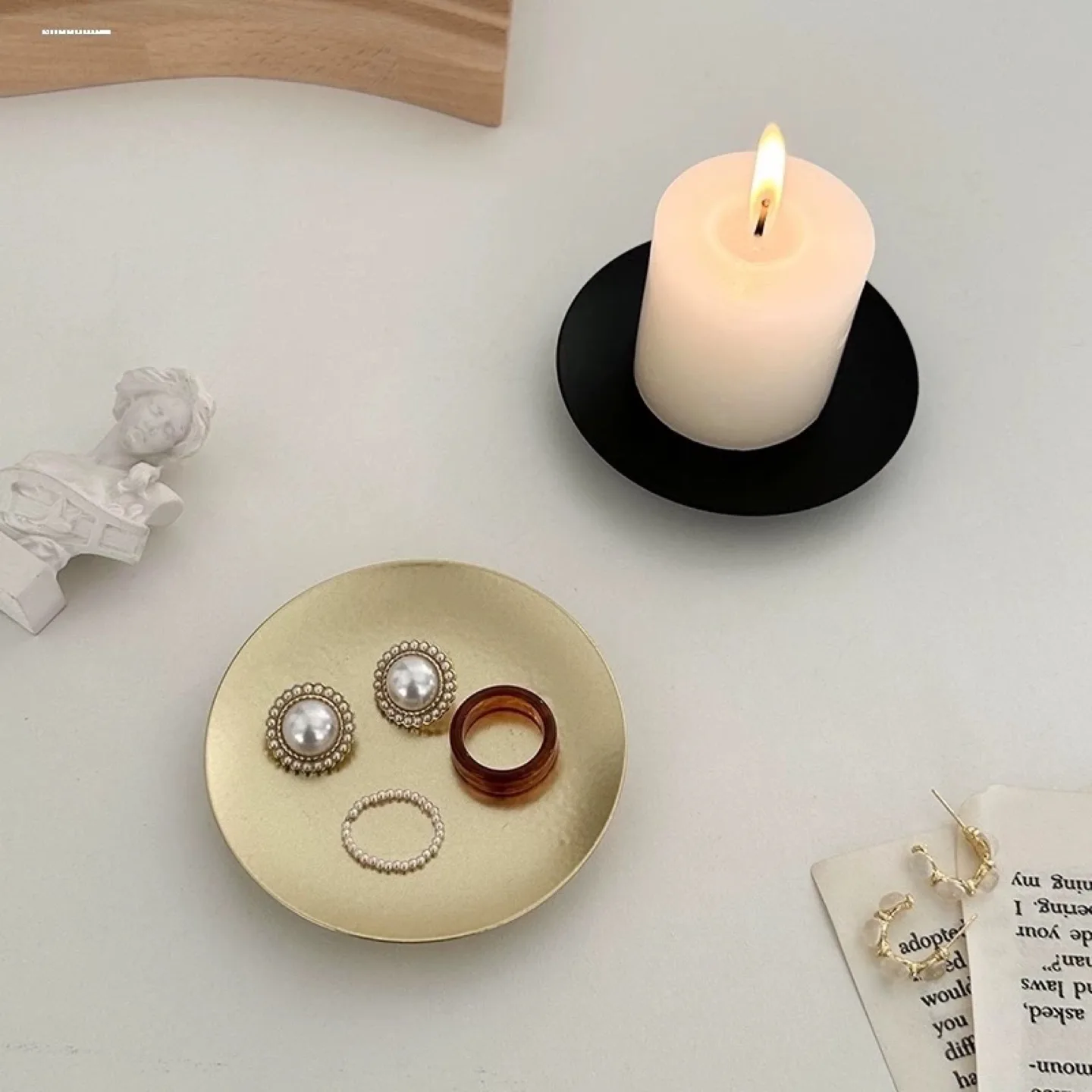 Black Candle Holders image indicator(5)