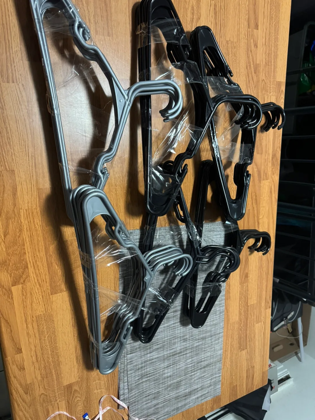 Bulk lot of plastic hangers 46 pcs thumbnail