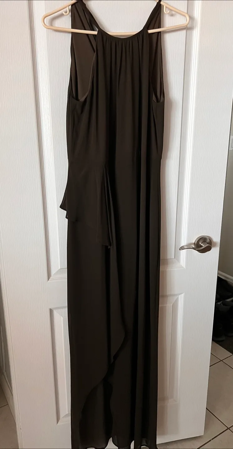 Elegant Sleeveless Maxi Dress thumbnail
