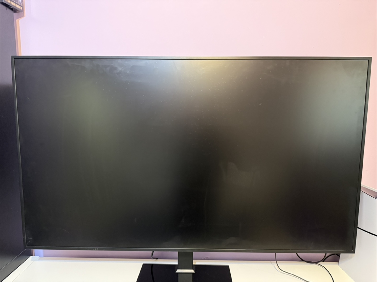 Samsung Computer Monitor with wall mount
